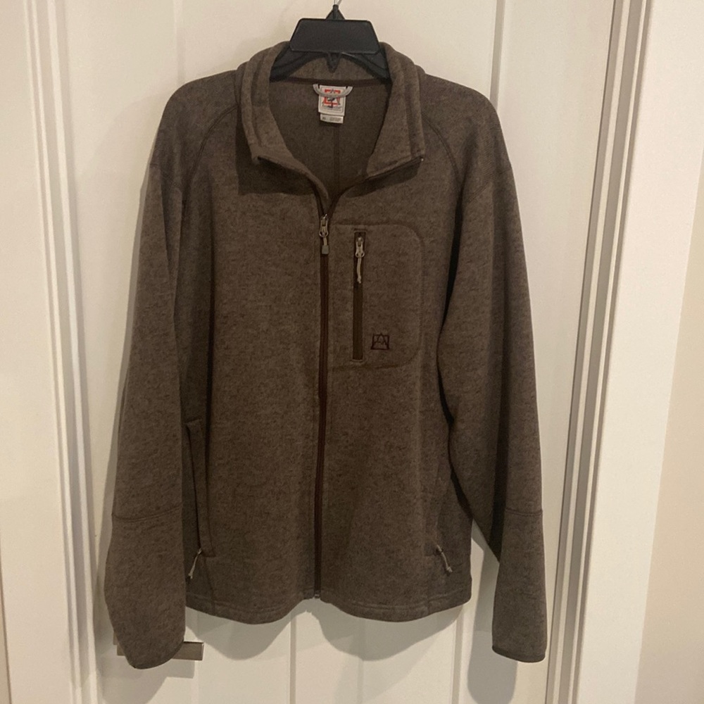 Avalanche brand lightweight jacket. Great condition.